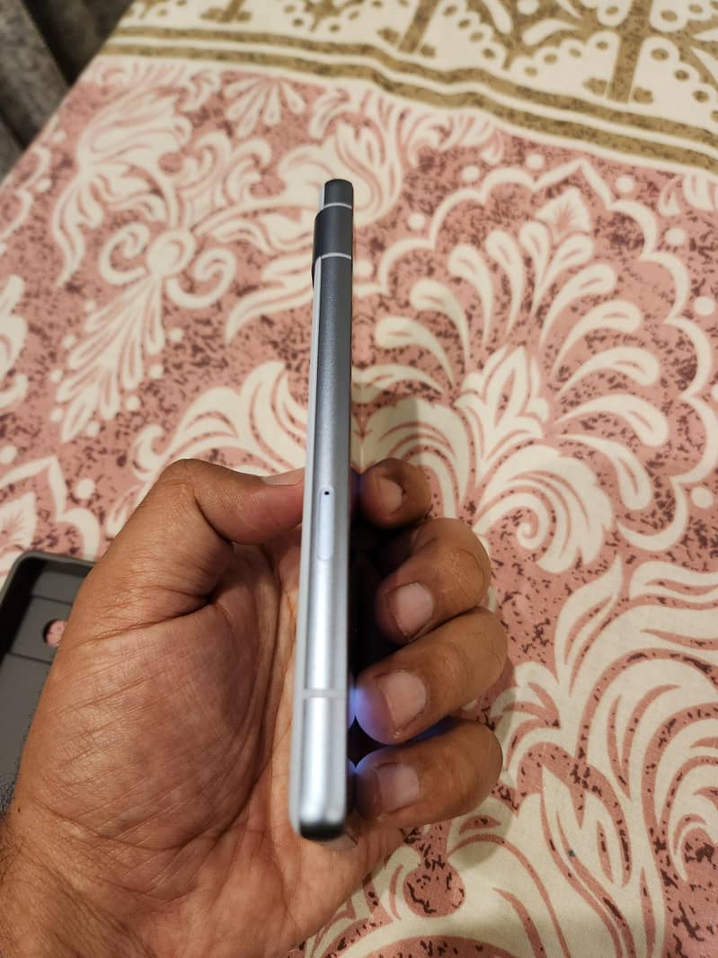 Google Pixel 7a 3