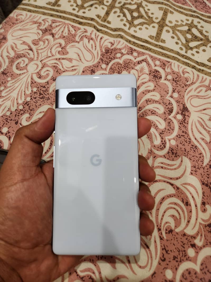 Google Pixel 7a 4