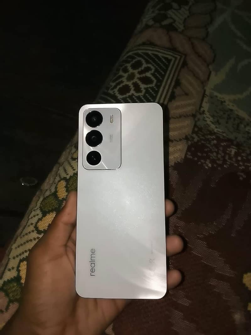 Realme C71 0