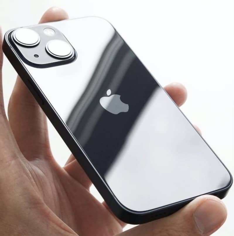 Apple iPhone 13 0