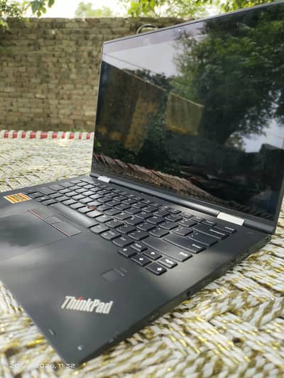 Lenovo Thinkpad (X1 yoga)