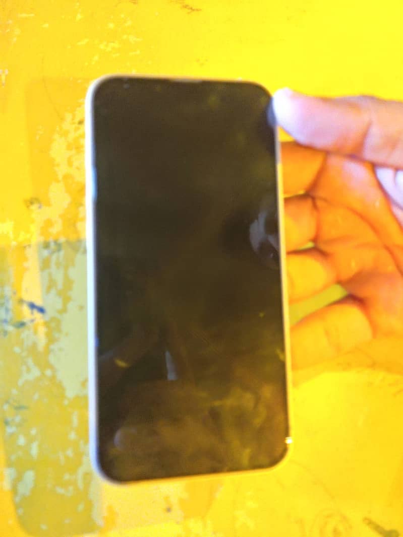 Apple iPhone 14 jv 0