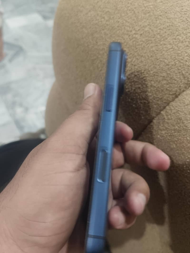 Apple iPhone 17 Pro 12