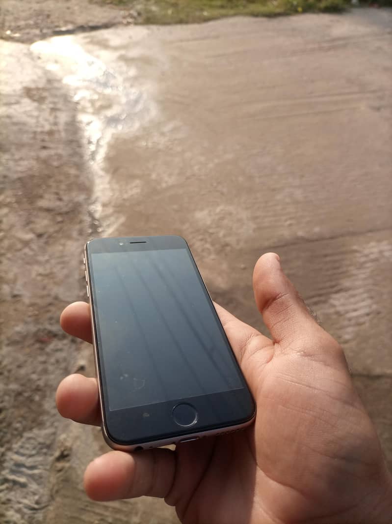 Apple iPhone 6 3
