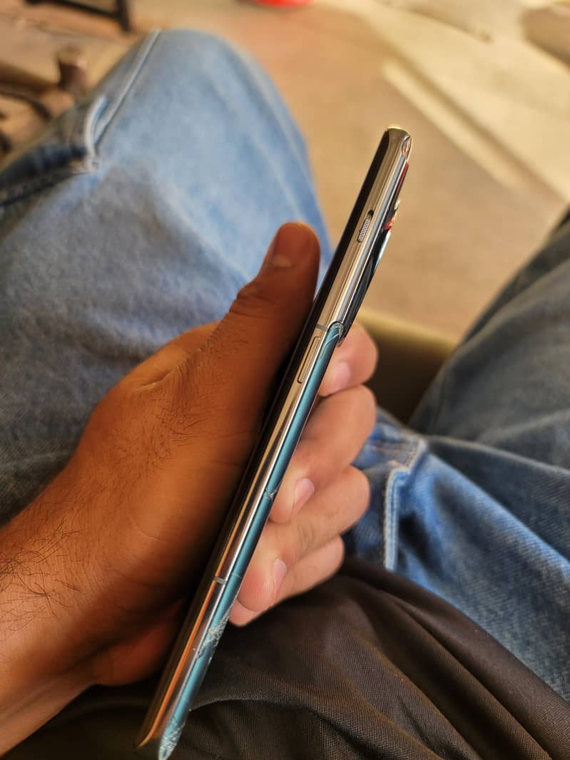 One Plus 11 5G 2