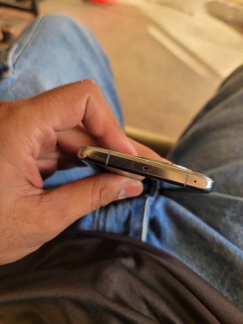 One Plus 11 5G 3