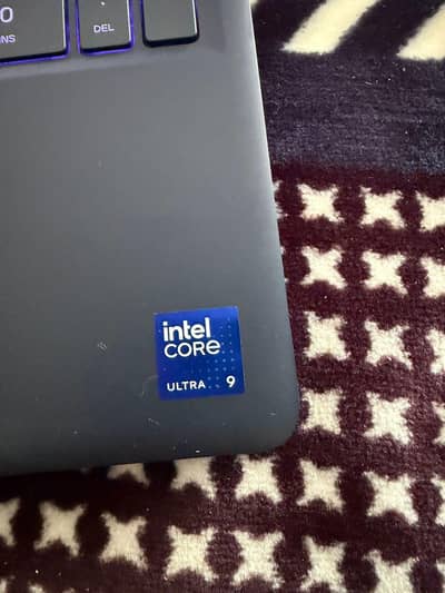 Dell Alienware 16X Core Ultra 9 Gaming laptop Aurora RTX 5070