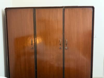 Wooden 3 doors wardrobe