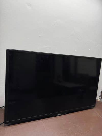 led tv for sale h 03225807942watsapp