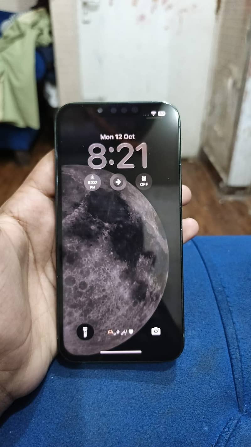 Apple iPhone 13 2
