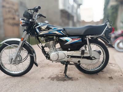 Honda 125 2024/2025 Black