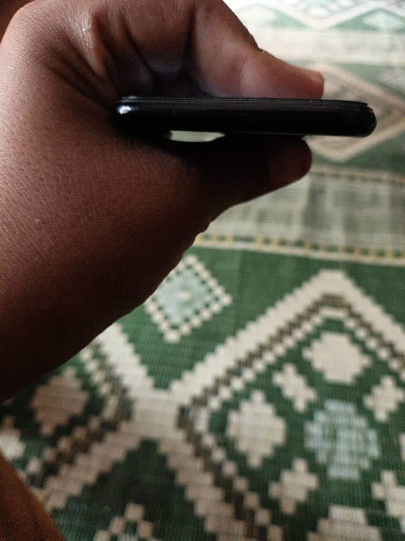 Apple iPhone 7 3