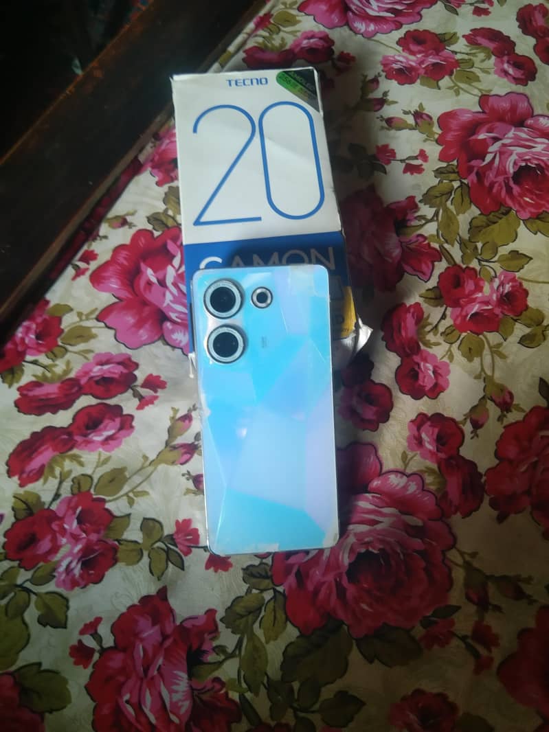 Tecno CAMON 20 7