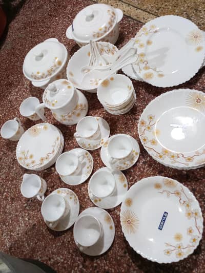 ceramics dinner set