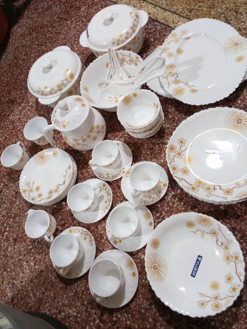 ceramics dinner set 0