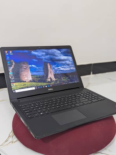 Dell i5 8th generation Laptop With 2 Graphics Card