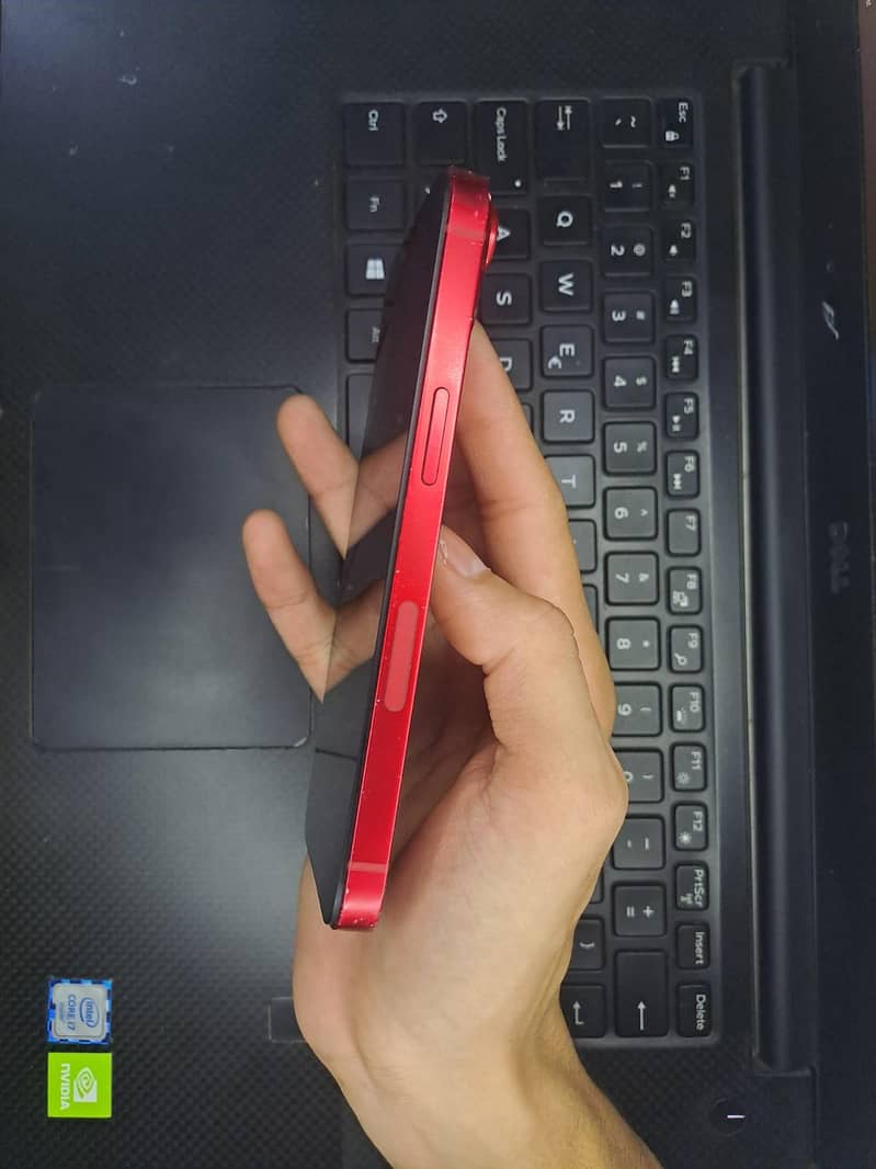 Apple iPhone 13 3