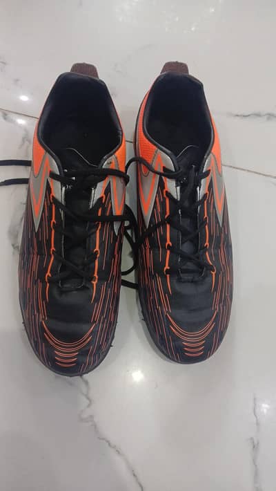 Football shoes