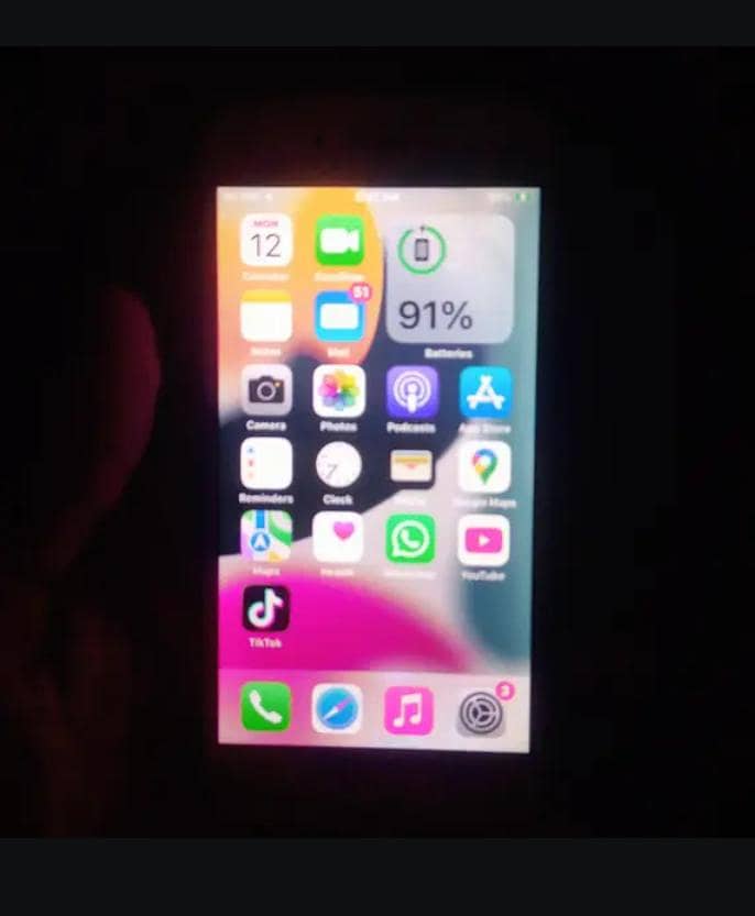 Apple iPhone 7 5