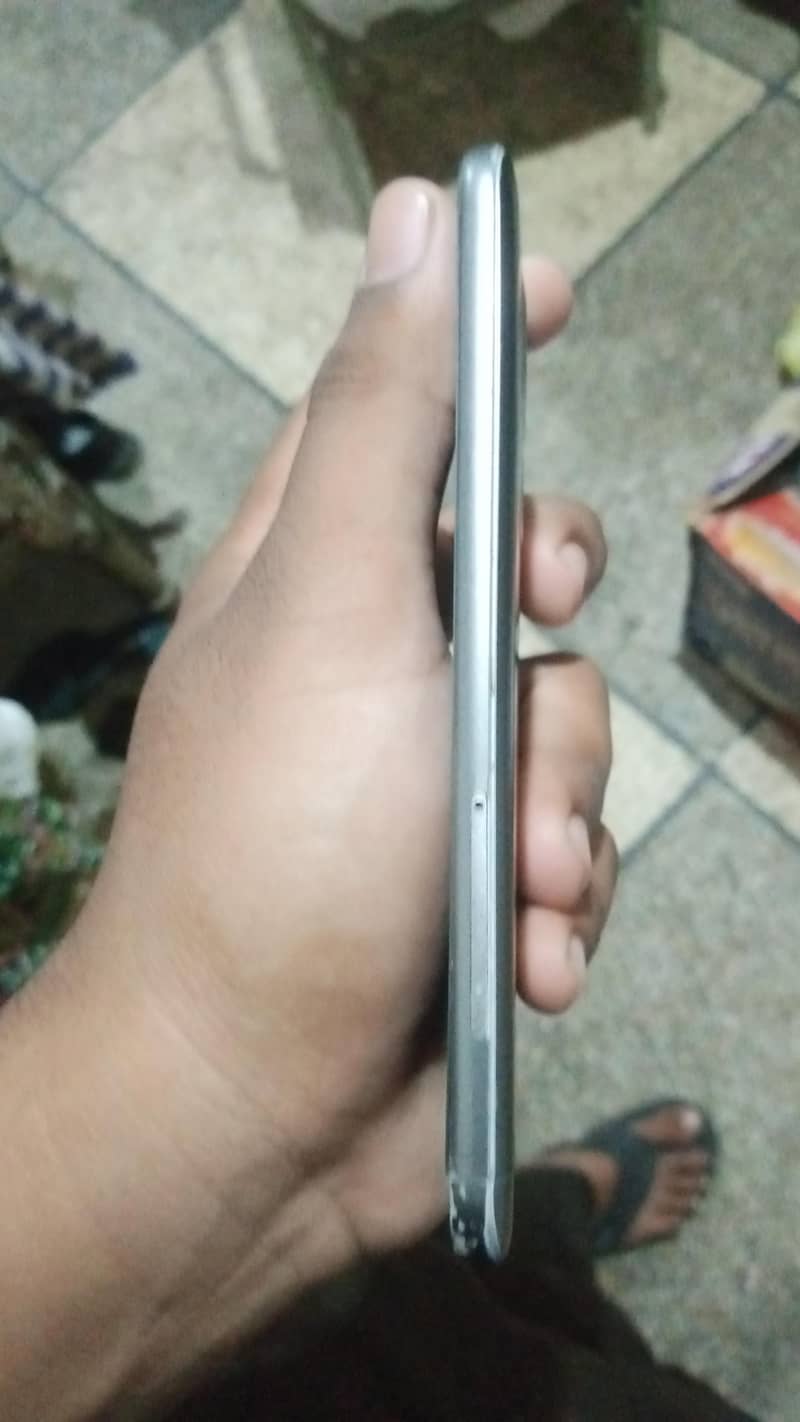LG G5 2