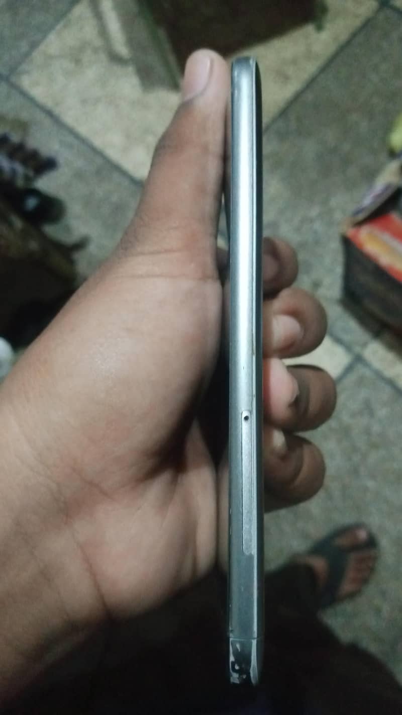 LG G5 5