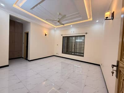 14marla 3beds DD TV lounge kitchen attached baths neat clean upper portion for rent in G 13 2 islamabad