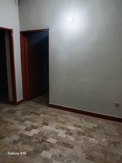 Flat for Sale, 2bed lounge 1st Floor, Corner flat. Near Johar-Mor karachi