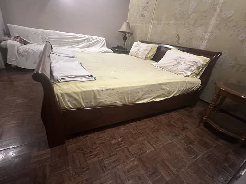 Pure Sheesham bed 3