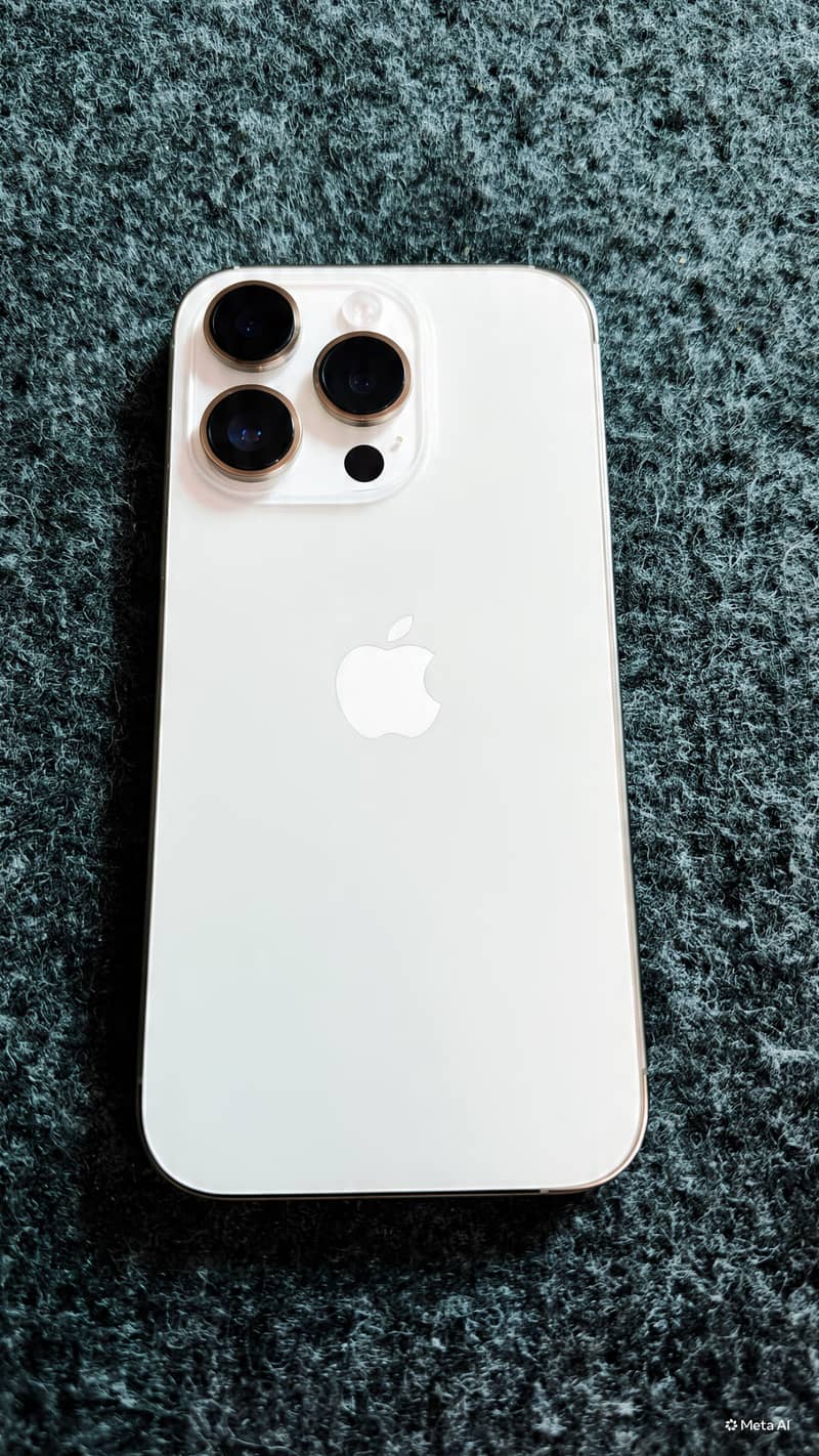 Apple iPhone 14 Pro 0