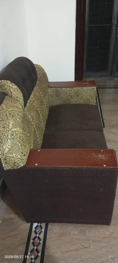 Sofa set