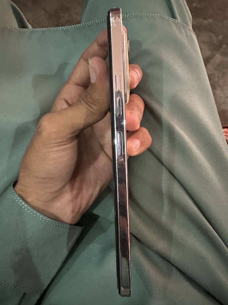 Tecno SPARK 30 Pro 3