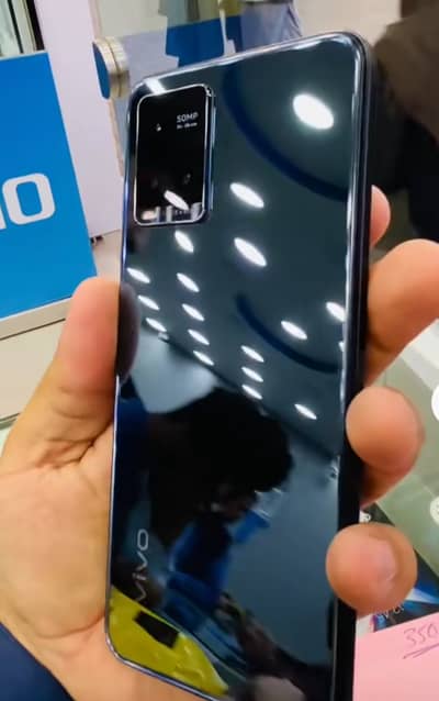 Vivo Y33s