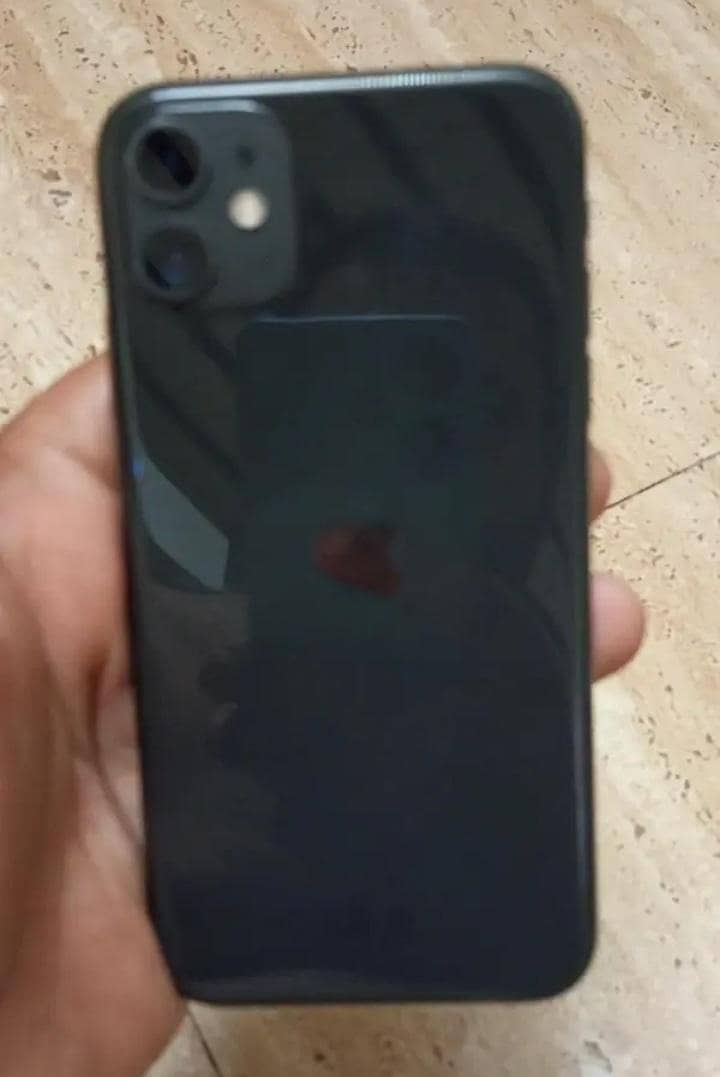 Apple iPhone 11 3
