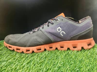 ON Cloud 5 Original Brand New-Size 11 Box Pack Swiss Running Shoes