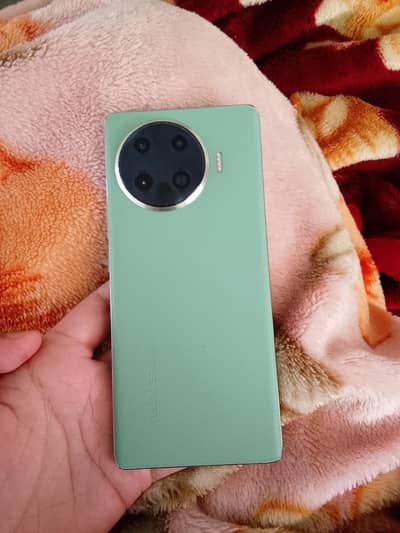 Tecno Spark 20 Pro Plus