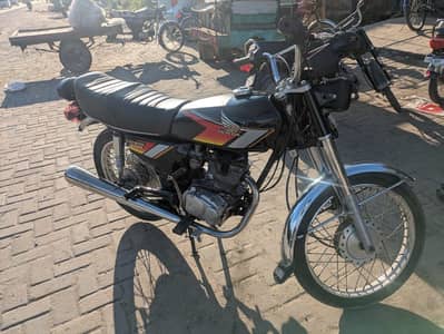 Honda 125 2009 model