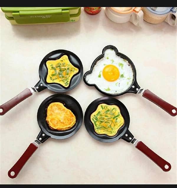 T  12-cm Frying Pan with Multiple Shapes Prepare a Delicious Egg Mould Nonstick Mini Fry Pan for Love.