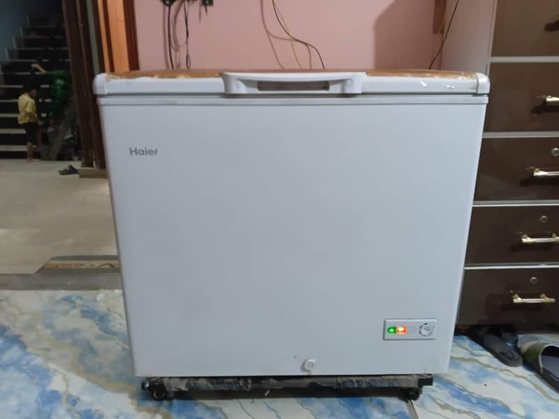 Refrigerator 0