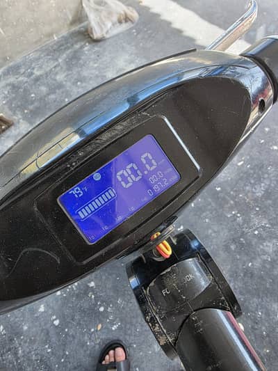 electric scooty