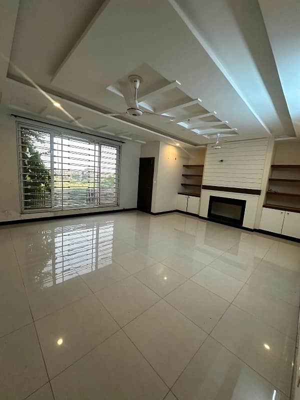 Upper Portion For Rent 3