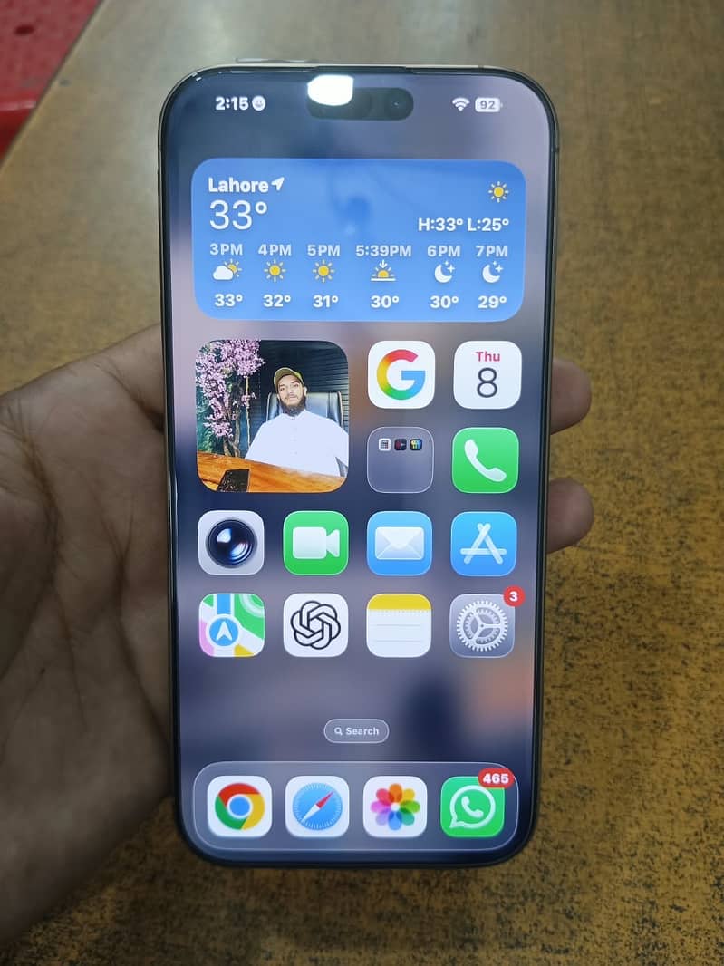 Apple iPhone 16 Pro Max 8