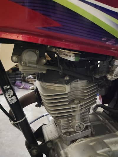 want to sell my 125 2017 modal 19 reg. . Total genuine