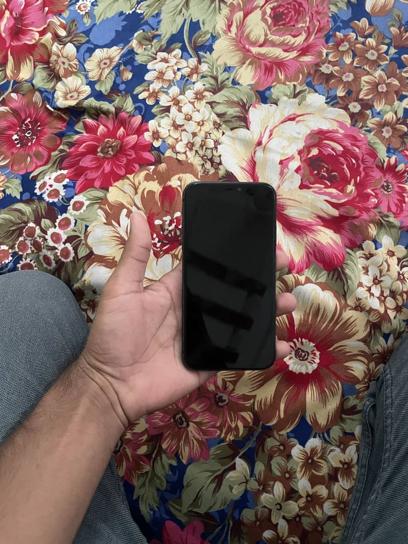 Apple iPhone 11 1