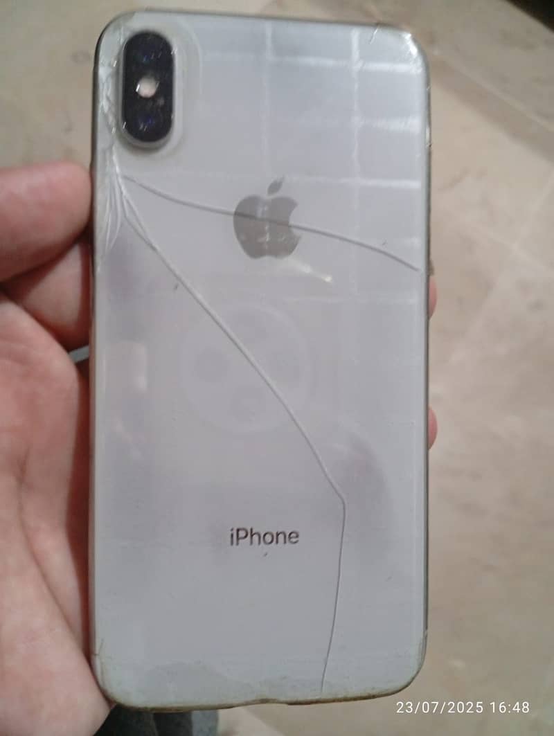 Apple iPhone X 3