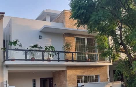 Spacious House Is Available For Sale In Ideal Location Of D-12