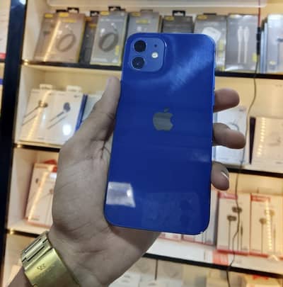 Apple iPhone 12