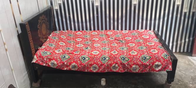 single bed with mattress