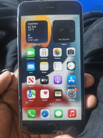 iphone s6 plus. . . URGENT SALE KRNA H. . . .