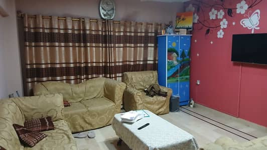 Prime Location 1500 Square Feet Flat In Gulshan-e-Maymar - Sector R Is Available