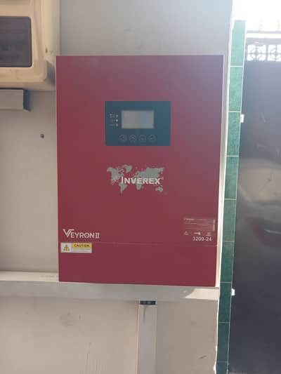 Inverex veyron 2   3.2 KW hybrid solar inverter